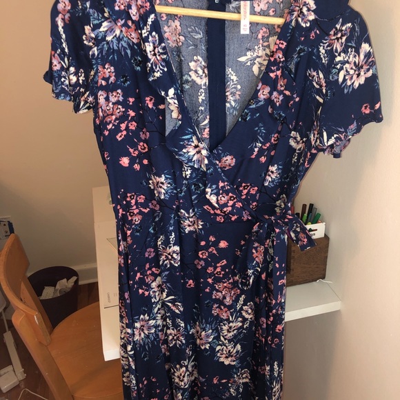 Blue floral wrap dress - Picture 3 of 4
